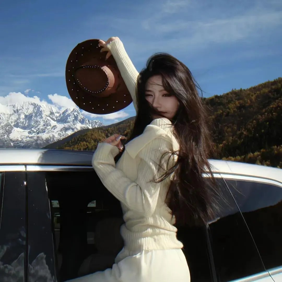 闪婚后夫人每天上房揭瓦